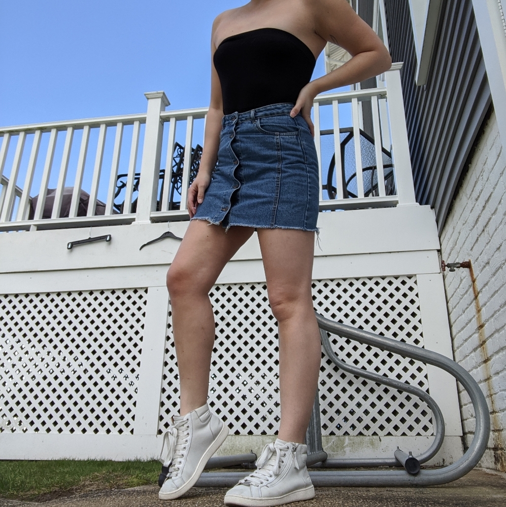 Button down cut off jean skirt - Picture 2 of 3